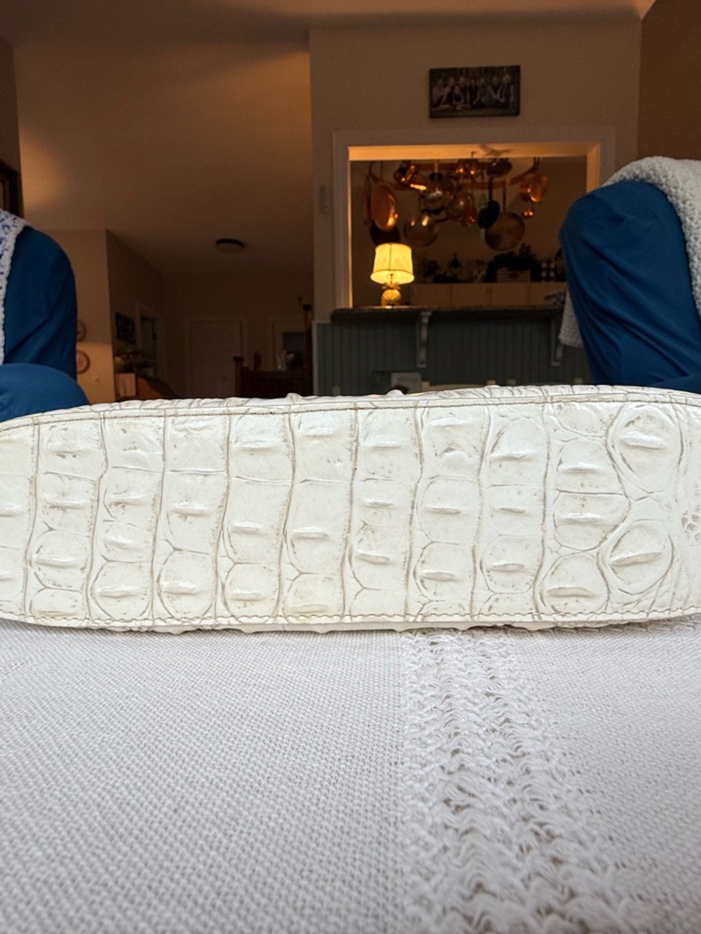 Brahmin Katie Crossbody White Croc Embossed Leather EXCELLENT Condition - Picture 15 of 16